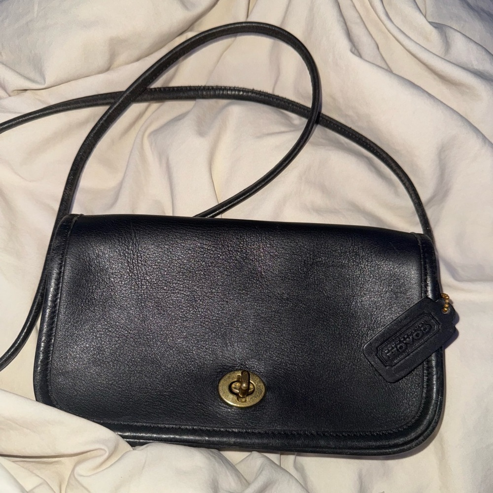 Vintage Coach Dinky black bag